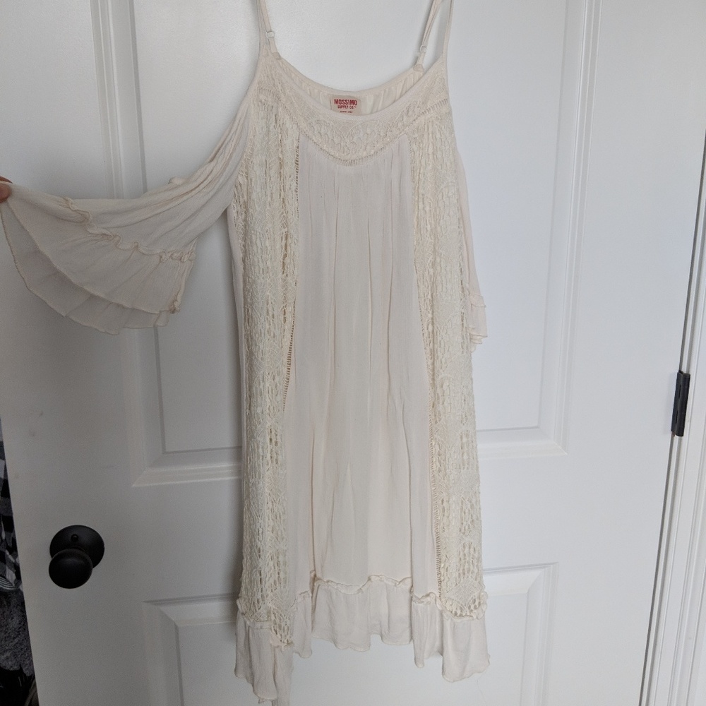 Flowy lace dress